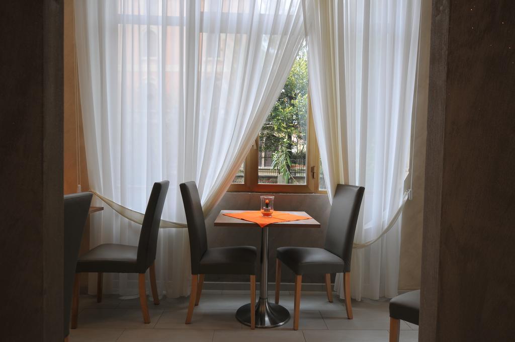 Hotel Montecarlo Milano Eksteriør billede