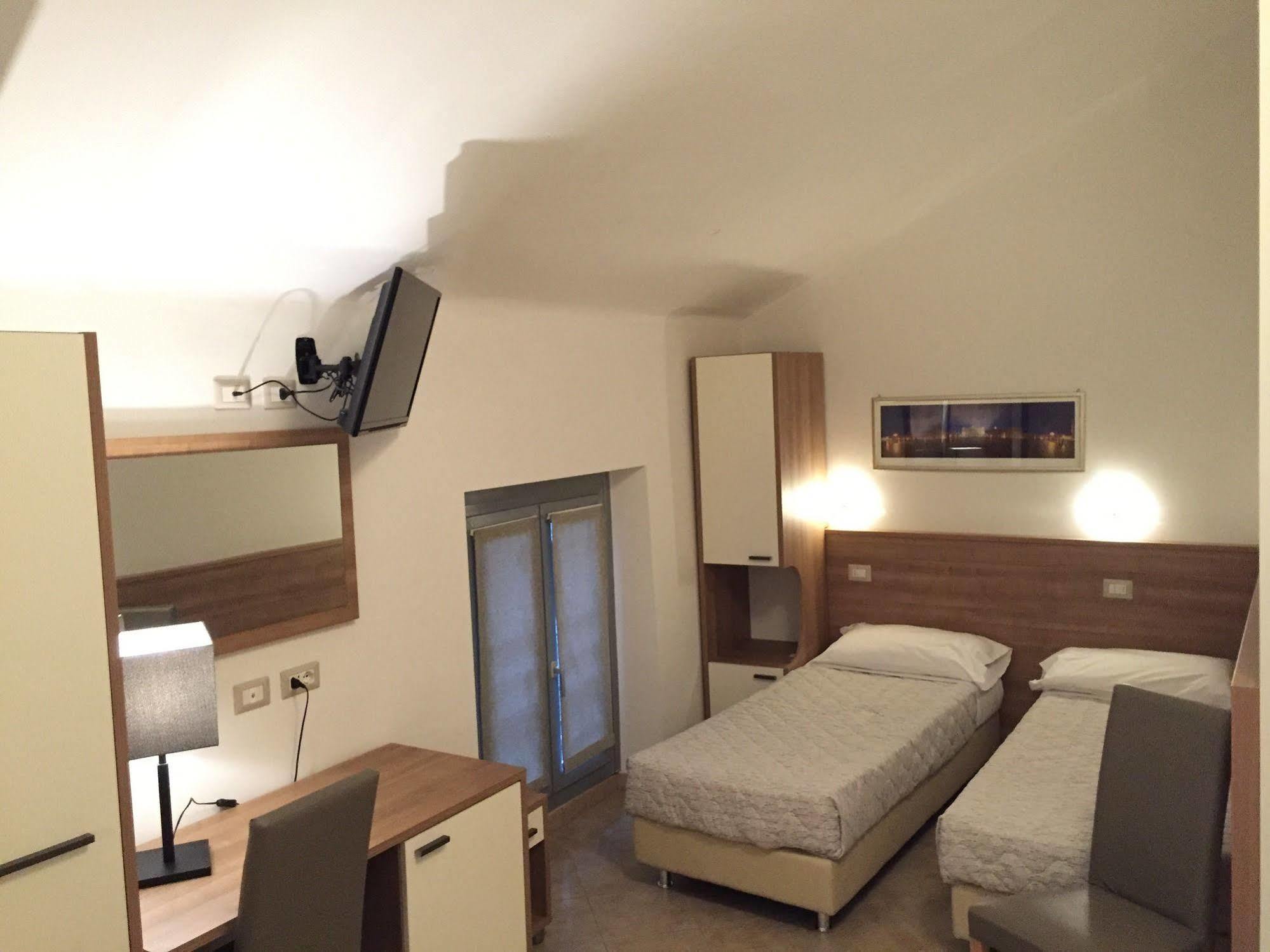 Hotel Montecarlo Milano Eksteriør billede