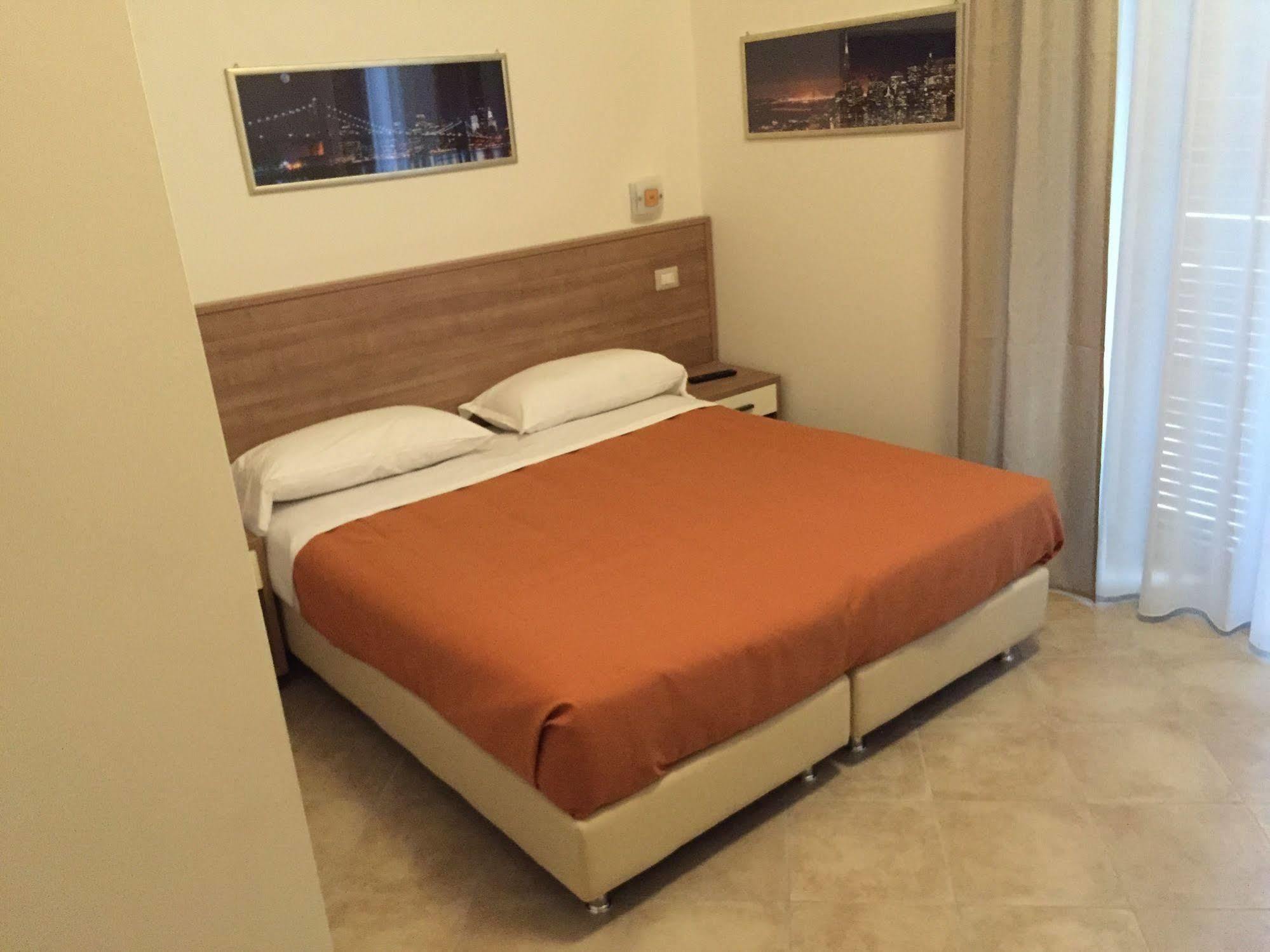 Hotel Montecarlo Milano Eksteriør billede